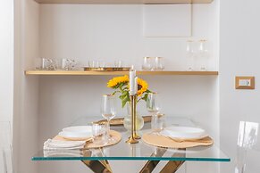 Como Dreams Apartments - Gold Suite