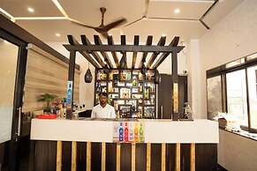 Hotel Grand Sarowar