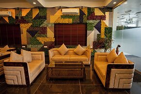 Hotel Grand Sarowar