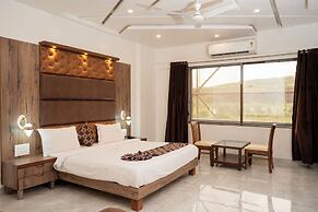Hotel Grand Sarowar