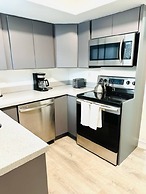 BnB Hyperion Spacious 2b1b Getaway Near Beach