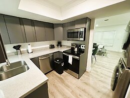 BnB Hyperion Spacious 2b1b Getaway Near Beach