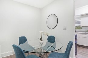 BnB Hyperion Brand New 2b2b Retreat w Patio