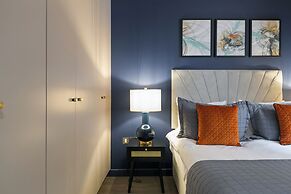 Urban Chic - Turnstile