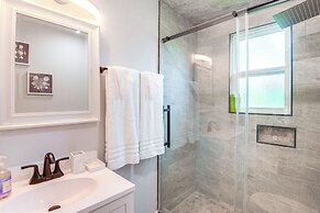 Jacksonville Apartment w/ Private Patio Near Nas!