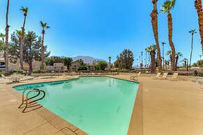 Cathedral City Condo: Close to Golf & Hiking!