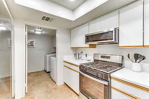 Cathedral City Condo: Close to Golf & Hiking!