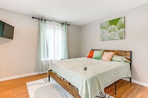 ~ 2 Mi to Downtown: Bright Apt in Lansing!