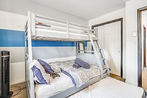 Wooded Tobyhanna Home w/ Fire Pit & Lake Access!