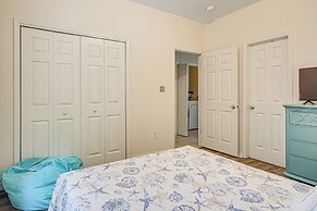 Peaceful Biloxi Getaway - 7 Mi to Beach & Downtown