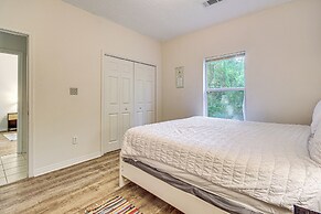 Peaceful Biloxi Getaway - 7 Mi to Beach & Downtown