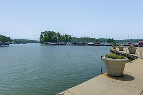 Lakefront Dadeville Villa w/ Deck & Private Dock!