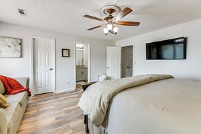 Lakefront Dadeville Villa w/ Deck & Private Dock!