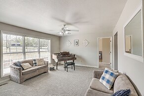 Waterfront Kansas Home w/ Private Fire Pit!