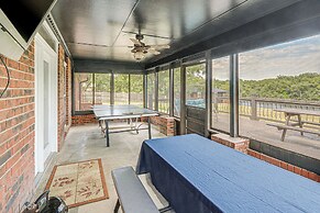 Waterfront Kansas Home w/ Private Fire Pit!