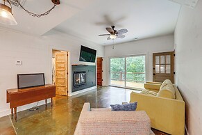 Pet-friendly West Jefferson Home w/ River View!