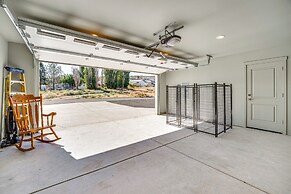 Charming Home ~ Half-mi to Potholes State Park