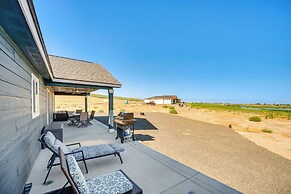 Charming Home ~ Half-mi to Potholes State Park