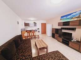 BREEZE Apart Complex