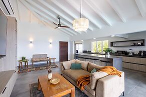 Blue Horizon Villa Infinity Pool Ocean Views