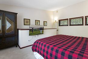 G3 Meadow Creek 3 Bedroom Townhouse by RedAwning