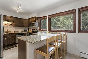 G3 Meadow Creek 3 Bedroom Townhouse by RedAwning