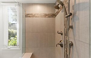 Palms At Wailea 2303 2 Bedroom Condo