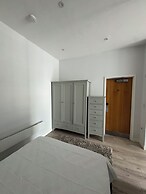 Armyn House Apartments