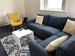 Armyn House Apartments