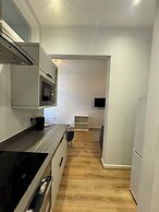 Armyn House Apartments