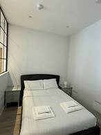 Armyn House Apartments