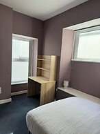 Armyn House Apartments