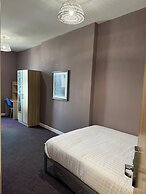 Armyn House Apartments