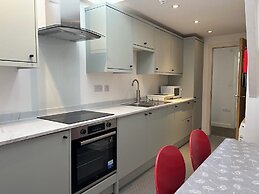 Armyn House Apartments