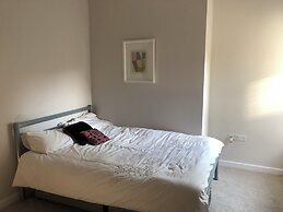 Armyn House Apartments