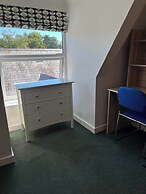 Armyn House Apartments