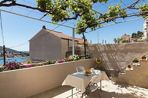 Apartment Meet & Greet