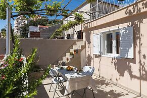 Apartment Meet & Greet