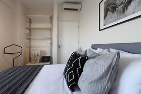 Phaedrus Living: Mini Art House Michelangelo