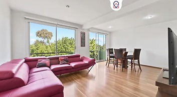 Spacious Apt Near Centro Historico