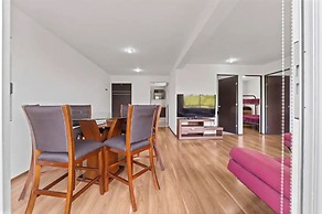 Spacious Apt Near Centro Historico