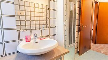 Sirmione Studio Apartment - Italian Homing Many Thanks Stella