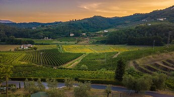 Valle del Sole Winery Farmhouse