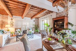 Valle del Sole Winery Farmhouse