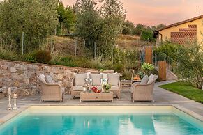 Valle del Sole Winery Farmhouse