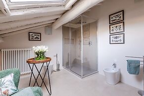 Valle del Sole Winery Farmhouse