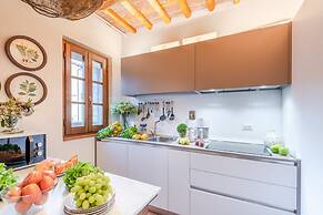 Valle del Sole Winery Farmhouse