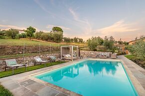 Valle del Sole Winery Farmhouse