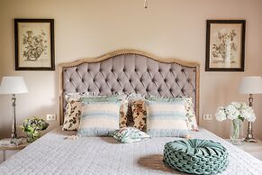 Valle del Sole Winery Farmhouse