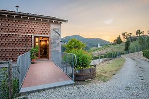 Valle del Sole Winery Farmhouse